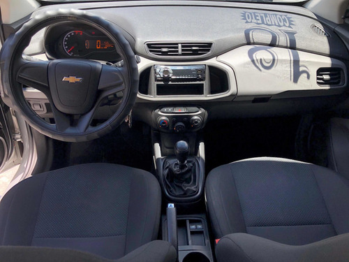 Imagem 9 de 11 de Chevrolet Onix 2018 1.0 Joy 5p