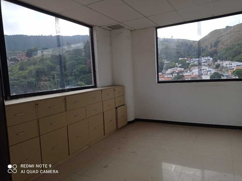 Imagen 8 de 11 de Alquilo Piso Industrial 1.710m2 Baruta 5295