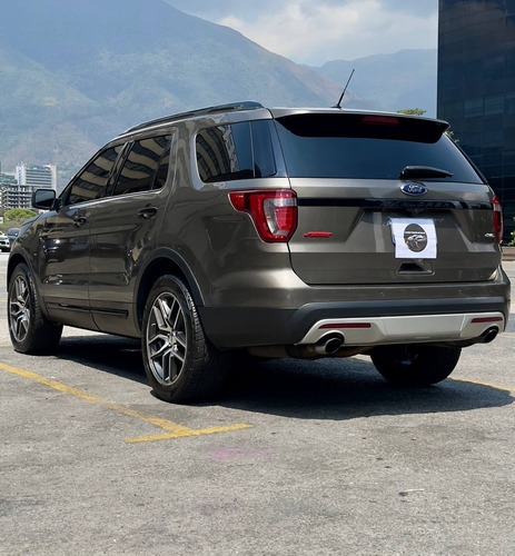 Ford Explorer Sport V6 4x4