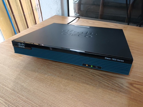 Router Cisco 1900 Series Modelo 1921 (Usado)