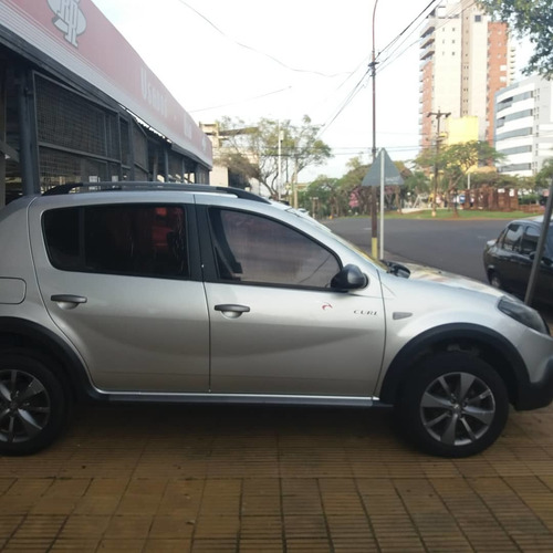 Renault Sandero Stepway Rip Curl