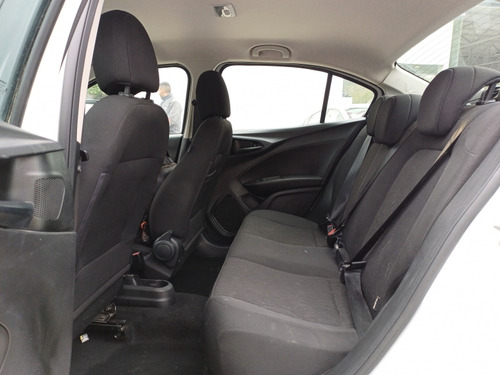 Fiat Cronos CRONOS DRIVE 1.8 AT