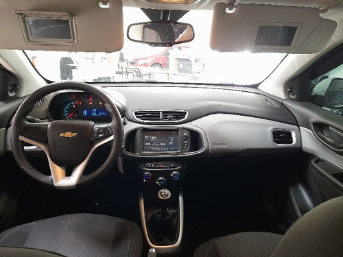 Imagem 6 de 10 de Chevrolet Onix 1.0 Mpfi Lt 8v