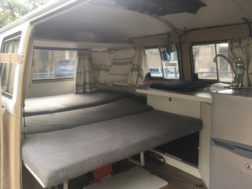 Imagem 7 de 13 de Motorhome Kombi 2020 100% Revisada Acabamento Top