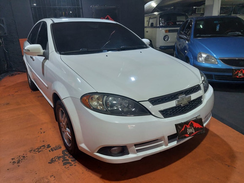 Imagen 3 de 13 de Chevrolet Optra