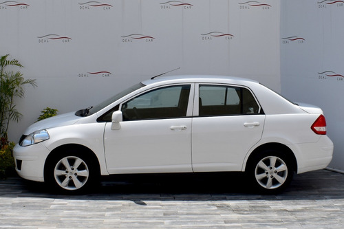 Imagen 2 de 12 de Nissan Tiida Advanced 2015