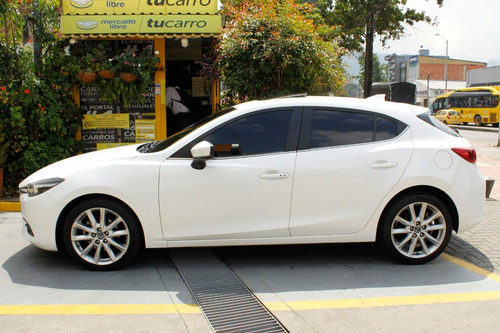 Mazda 3 Sport Grand Tourin