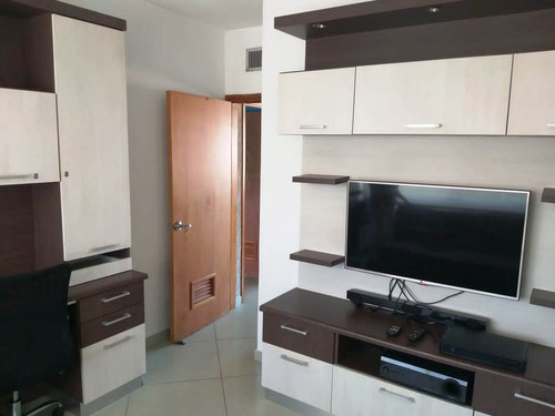 Apartamento En Alquiler Conjunto Residencial Olas Del Mar, Sector Playa Lido