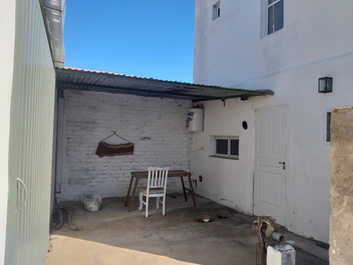 Moderna Casa En 2 Plantas