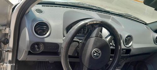 Volkswagen Pointer 1.6 Trendline Aa Cd R-a Mt
