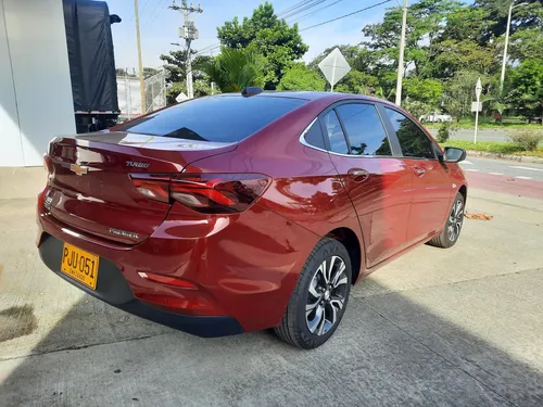 Chevrolet Onix 1.0T Premier Sedan At