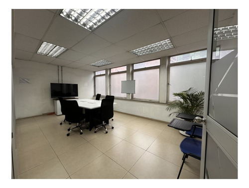 Oficina En Arriendo, Las Nieves, Centro De Bogota