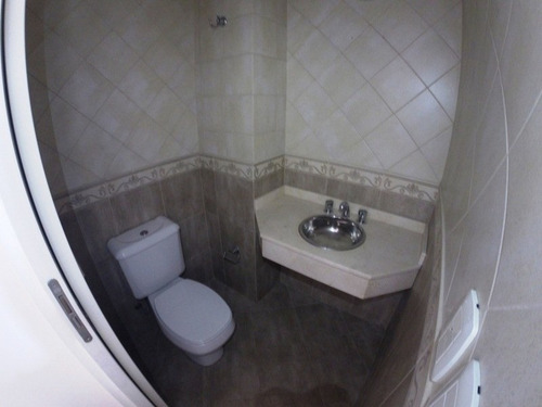 Imagen 8 de 12 de Departamento En Venta En Lanus Oeste