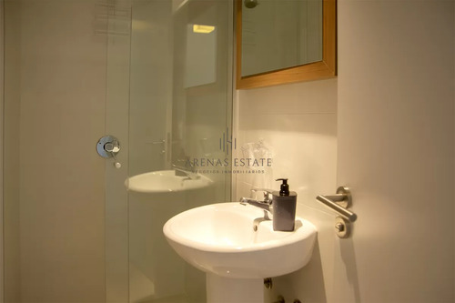 Apartamento En Venta En Torre Esmeralda De 3 Dormitorios , En Punta Del Este