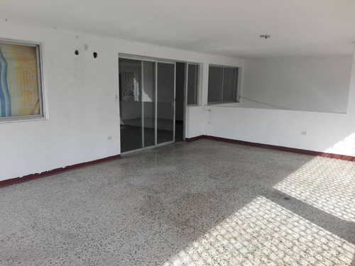 Imagen 5 de 6 de Apartamento En Alquiler Para Uso Comercial En La Calle Montes De Puerto La Cruz