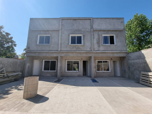Imagen 1 de 5 de Duplex 3 Y 4 Amb - Ituzaingo Norte