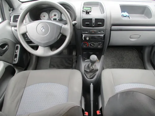 Renault Clio Cool 1600cc Mt Aa