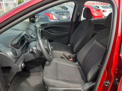 Imagen 4 de 13 de Ford Figo 1.5 Energy Sedan Mt