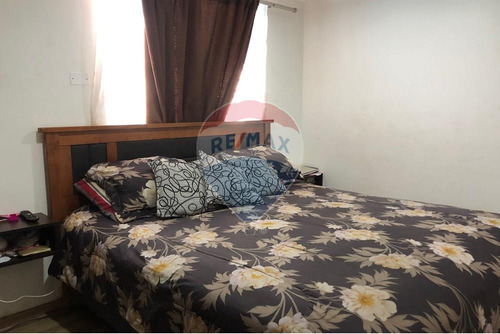 Casa Con Piscina, Quincho Y Cocina Renovada