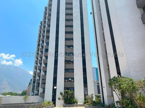 Apartamento Espectacular Amplio E Iluminado A La Venta En El Rosal #24-22869 Mn Caracas - Chacao