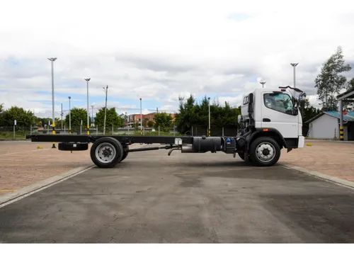Mitsubishi Fuso Fi 10.4 Modelo 2023 El Mas Largo Carrozable