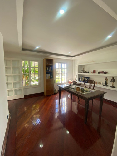 Casa Quinta De Lujo En Sector Cantarrana El Hatillo
