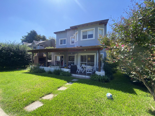 Casa En Venta De 3 Dormitorios En Barrio Cerrado La Casualidad.apto Credito