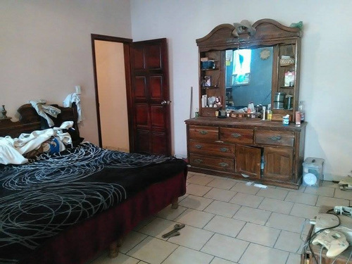 Imagen 7 de 14 de Casa De 5 Recamaras, 4 Locales Zona Comercial Acepto Credito