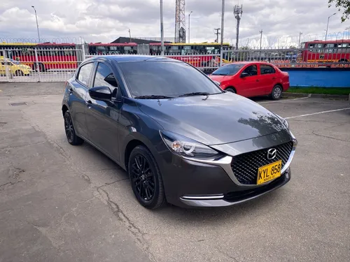 Mazda 2 1.5 Touring Carbon Edition
