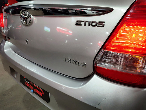 Toyota Etios 1.5 Sedan Xls
