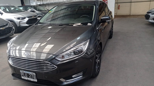 Imagen 1 de 15 de Ford Focus 5p Titanium Mt 2016 Contado Forestcar Balbin #5