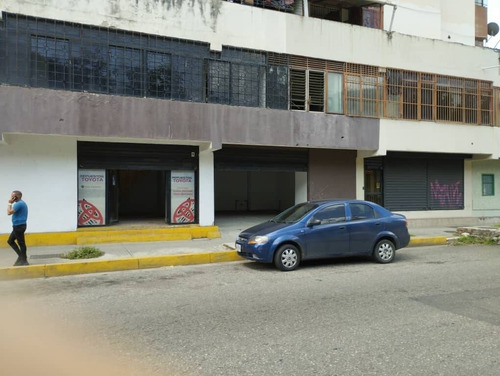 Imagen 13 de 30 de Ha Alquiler Amplio Local 191m2 (2locales ) En Plena Av.rojas Queipo Valencia
