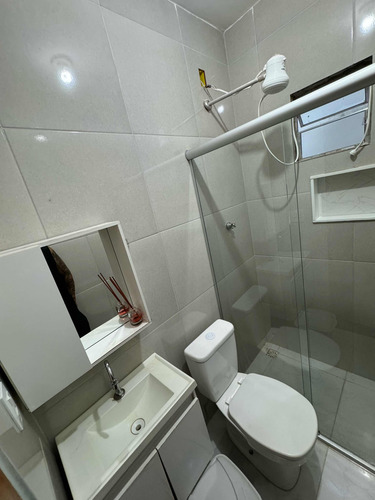 Casa Reformada Com 2 Quartos E 2 Banheiros No Morro Da Cruz