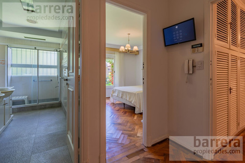 Exclusivo Chalet En Los Troncos: 4 Dormitorios Con Terreno Único