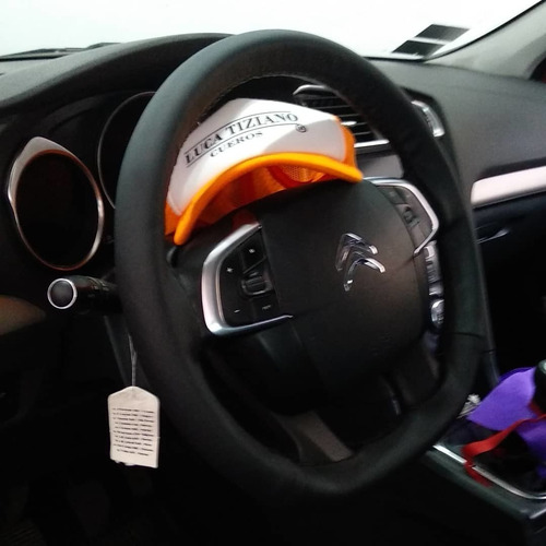 Imagen 1 de 10 de Cubre Volante Cuero Vacuno Renault Clio Luca Tiziano Cueros