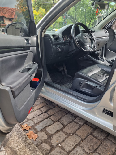 Volkswagen Vento 2.5 Luxury Tiptronic 170cv