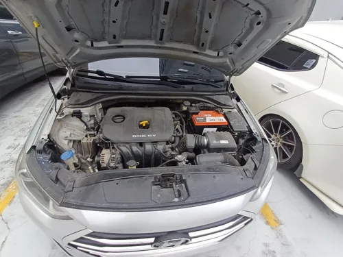Hyundai Elantra Se Año 2017 Motor Doch Gasolina