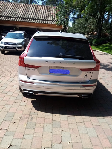 Imagen 2 de 7 de Volvo Xc60 R-design. Awd
