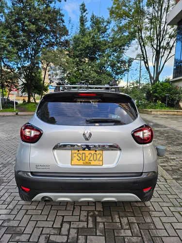 Renault Captur 2.0 Intens Automática