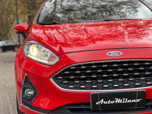 Imagen 7 de 14 de Ford Fiesta Kinetic Design 1.6 Titanium Powershift 120cv