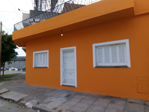 Imagen 12 de 12 de Casa De 3 Dormitorios Reciclada A Nuevo Con Terraza - Dueño