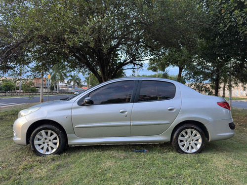 Peugeot 207 1.6 XS PASSION 16V FLEX 4P MANUAL