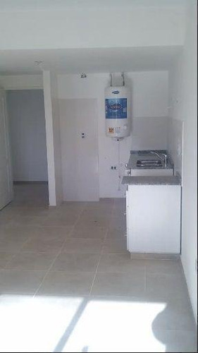 Imagen 7 de 14 de Venta - Departamento 2 Amb Con Cochera Y Baulera - Merlo