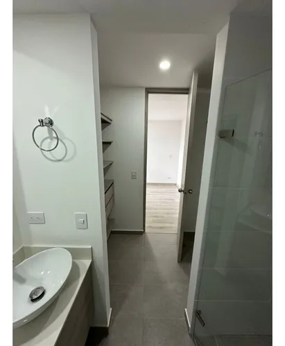 Apartamento Para Estrenar A Pocas Cuadras Del Parque De Sabaneta 69mt