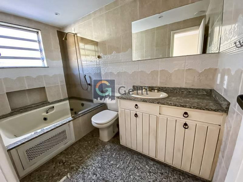Imagem 13 de 19 de Apartamento- Petrópolis, Centro - 817