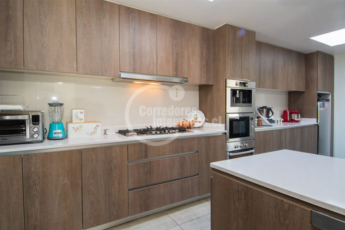 Casa En Venta En Exclusivo Condominio De Concón