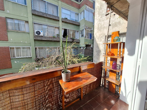 Se Arrienda Departamento 2d/1b/, 2do Piso_metro Irarrázaval