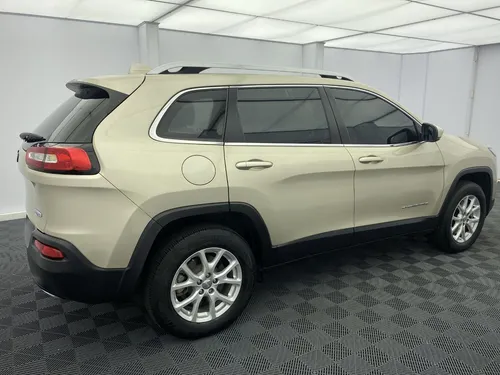 Jeep Cherokee 3.2 Longitude Plus