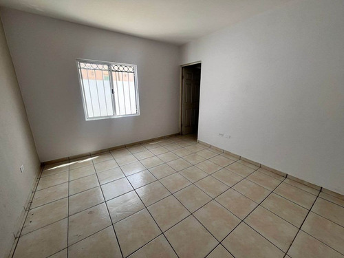 Casa En Fraccionamiento Casa Blanca En Calle Del Sol Lote #· 09 Mz 3 En Los Cabos, Baja California Sur. A 5 Minutos De Cabo San Lucas, Av. De Las Brisas, Av. Los Cabos, Playa Los Médanos. Fl19-za