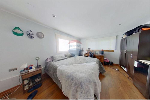 Dos Casas En Uno En Condominio!